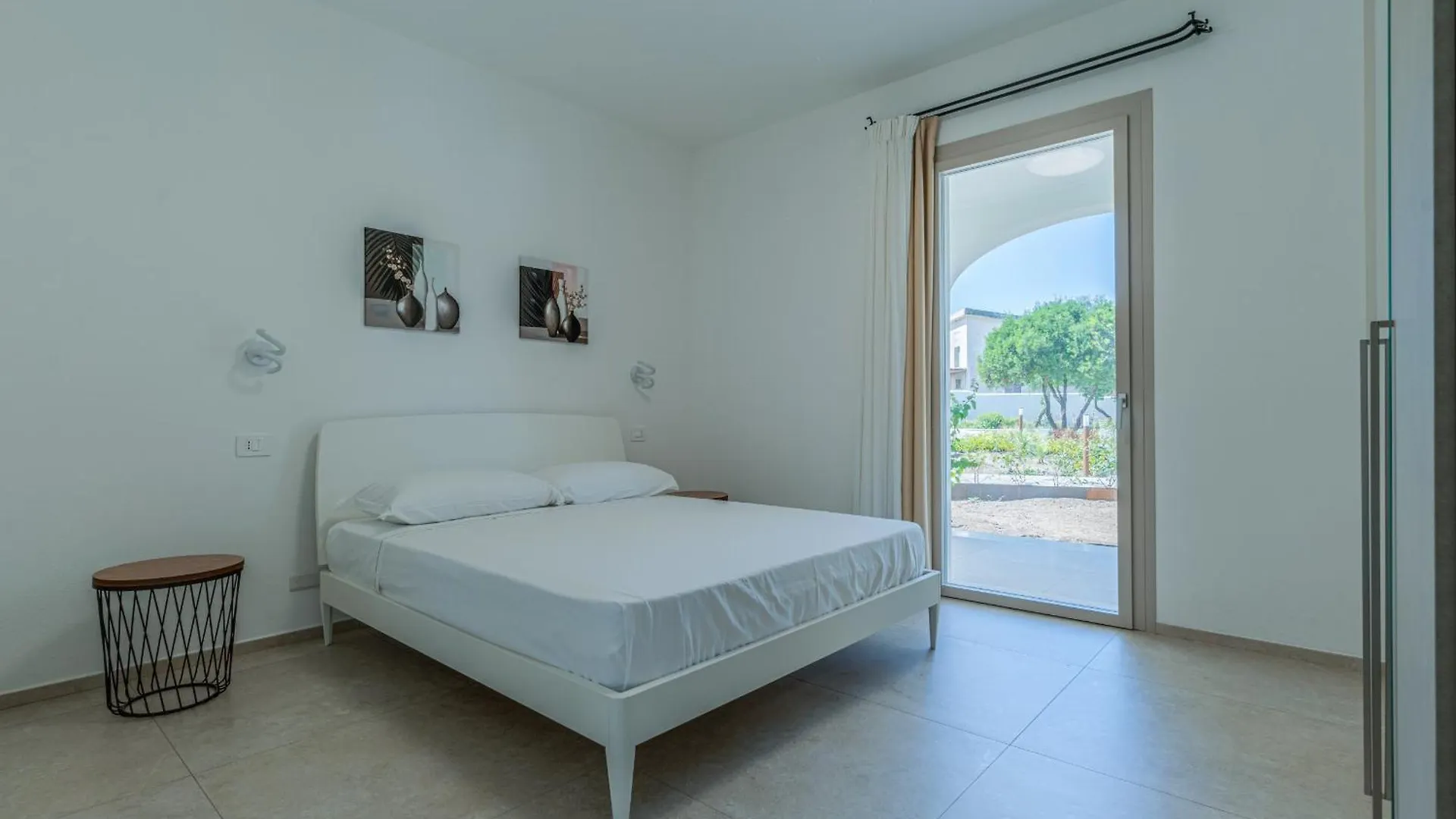 Le Conchiglie Apartments With Pool By Wonderful Italy Olbia