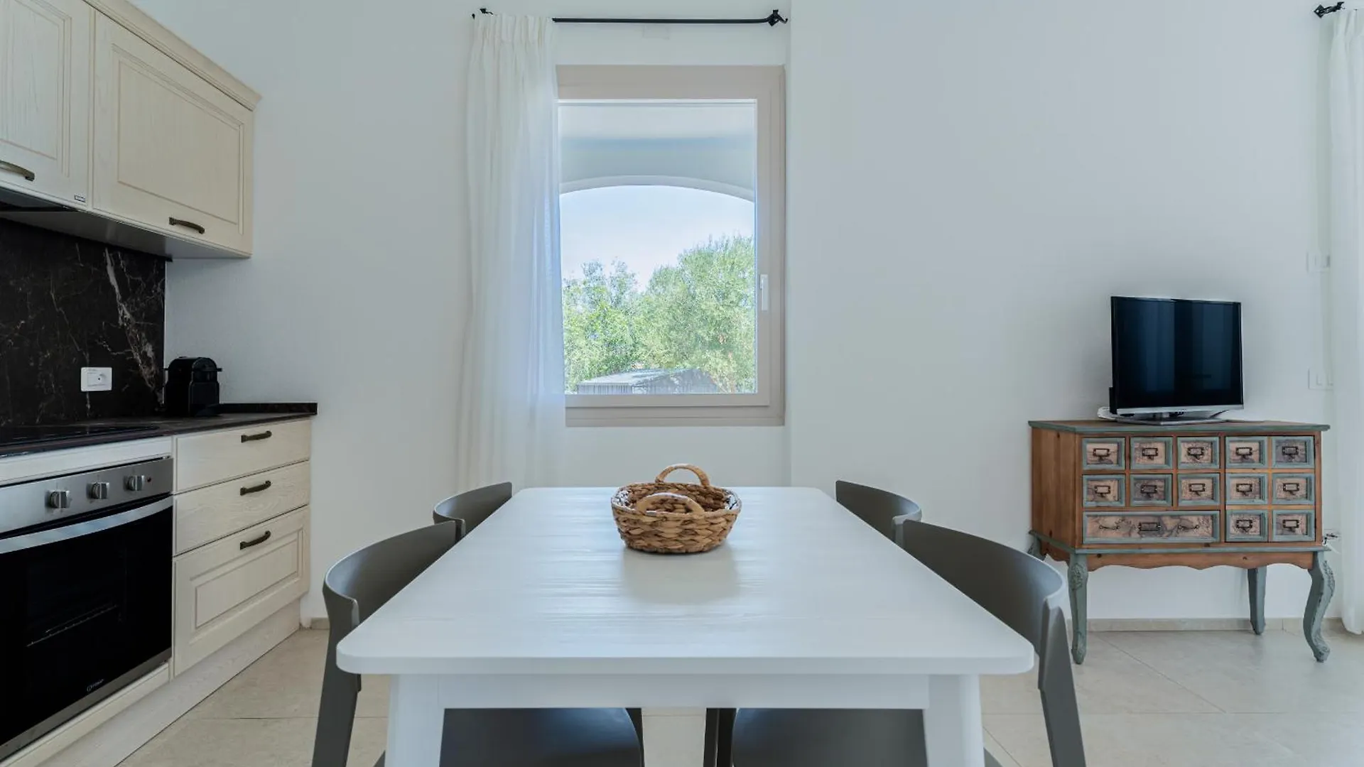 Le Conchiglie Apartments With Pool By Wonderful Italy Olbia