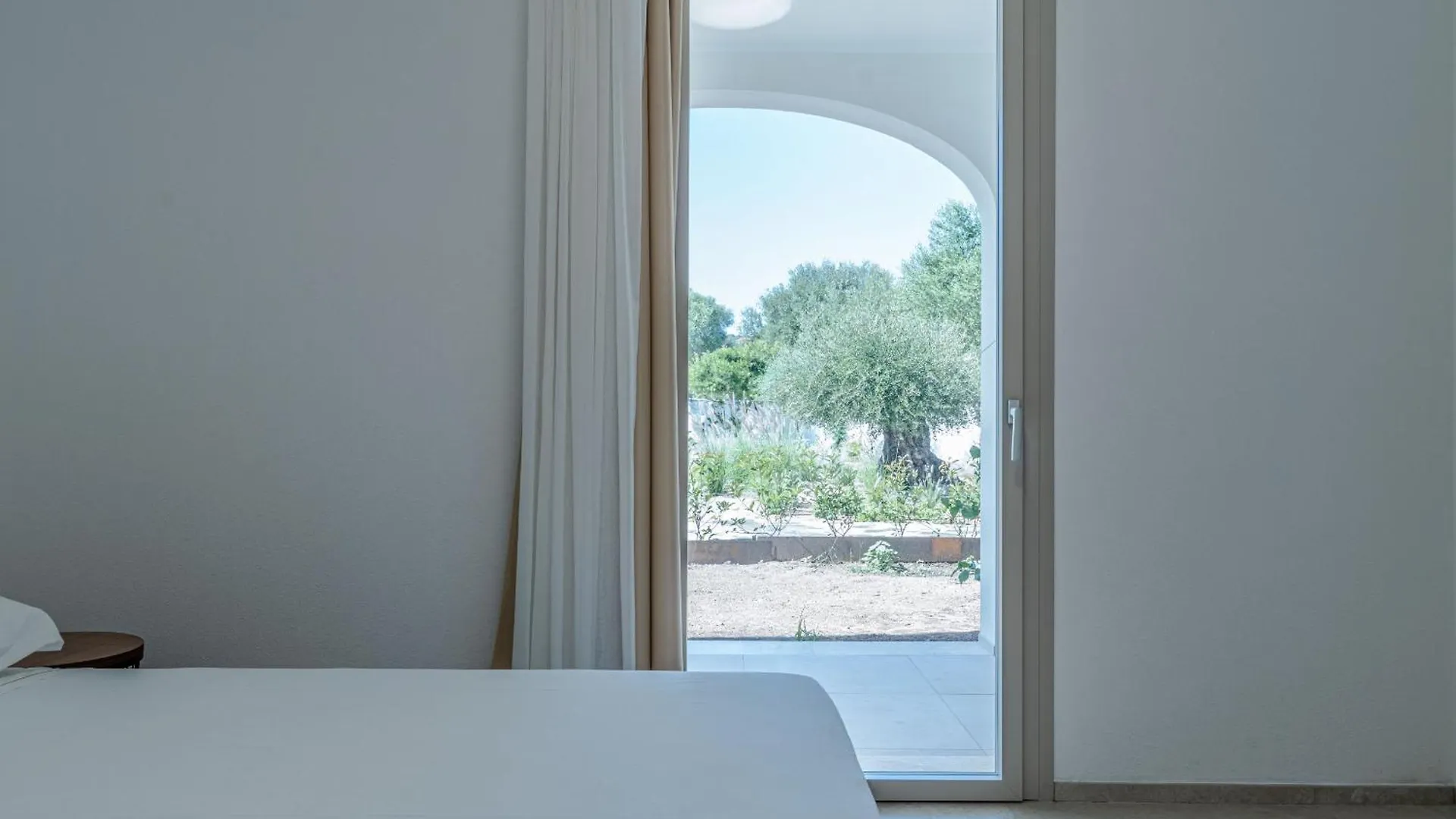 Le Conchiglie Apartments With Pool By Wonderful Italy Olbia