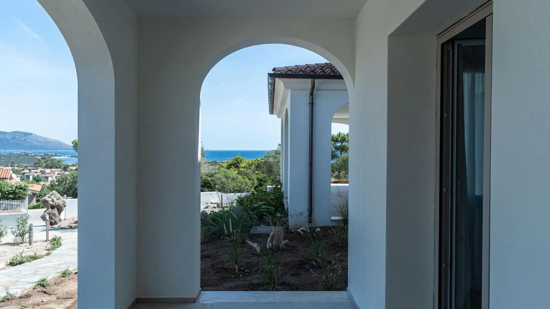 Le Conchiglie Apartments With Pool By Wonderful Italy Olbia