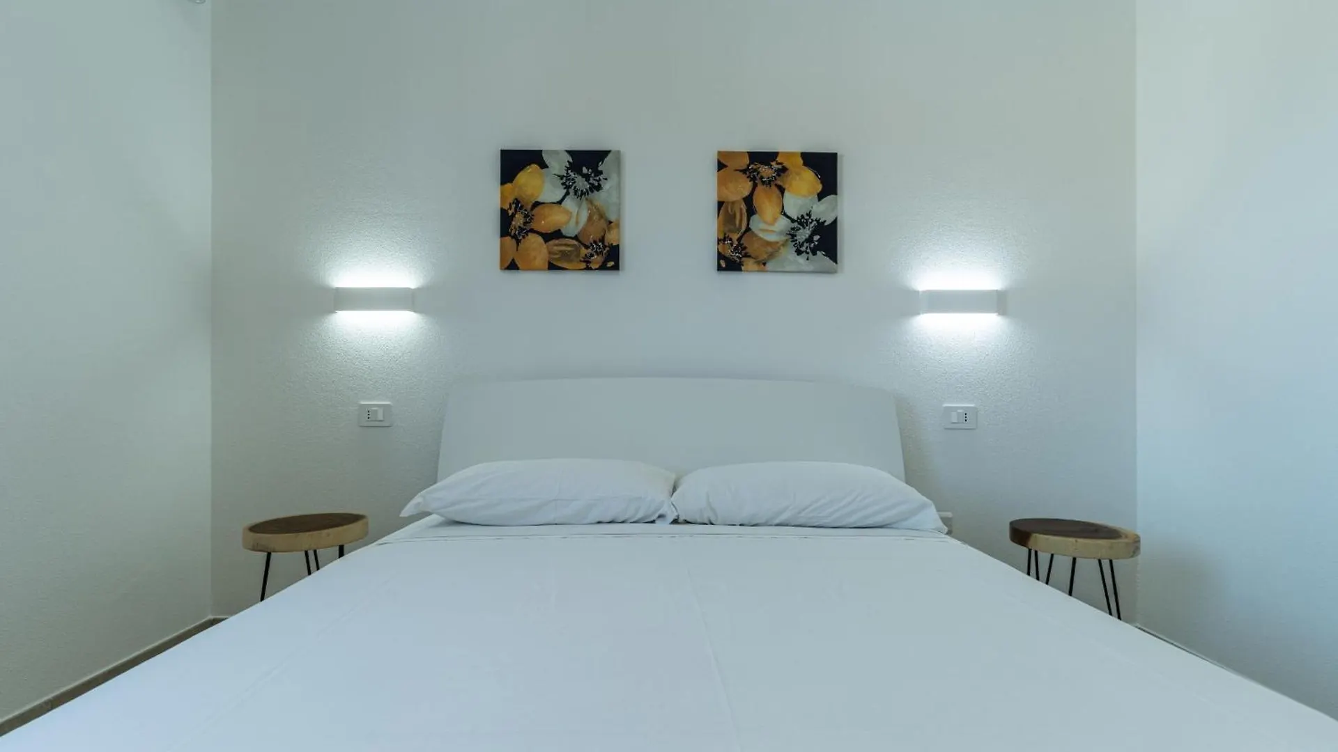 Le Conchiglie Apartments With Pool By Wonderful Italy Olbia