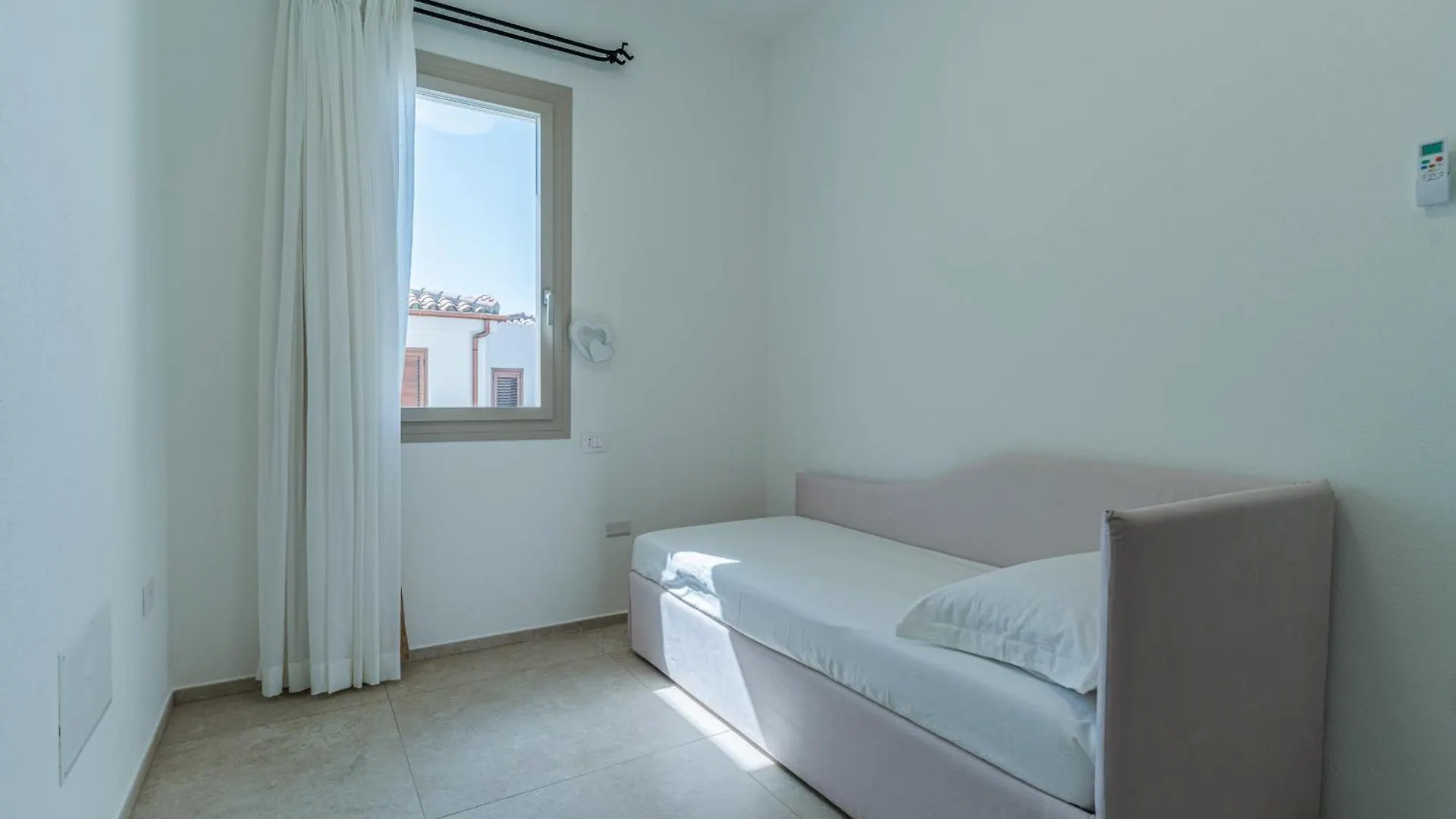 Le Conchiglie Apartments With Pool By Wonderful Italy Olbia